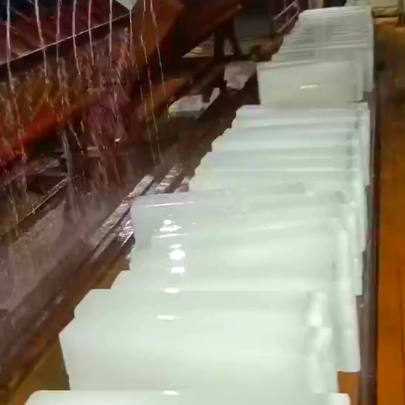 上海食用冰廠：肩負城市消暑保鮮使命，深入了解其歷史與流程