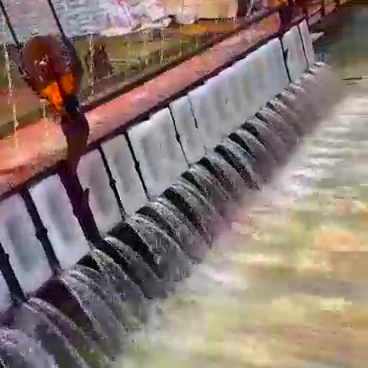 冰塊大概多久可以凍好_冰塊大小_上海大冰塊