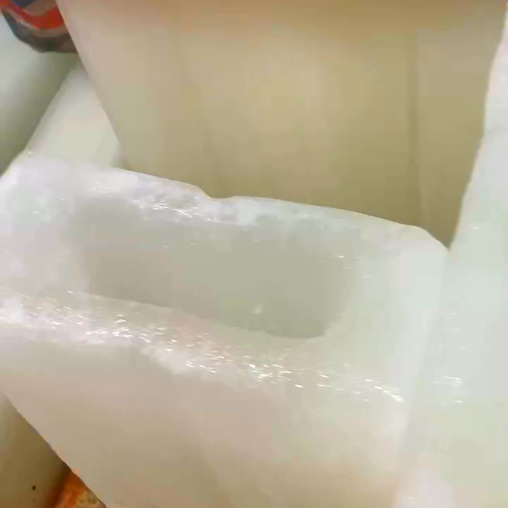 無錫夏日用冰塊降溫，詳解戶外冰塊原理及音樂節實用場景