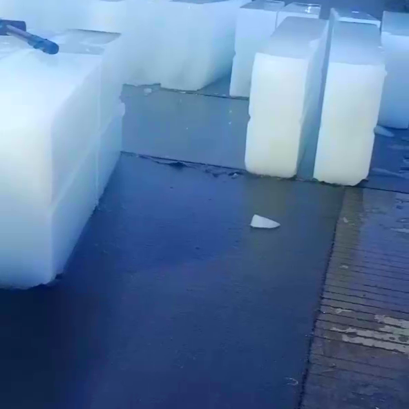 炎熱天氣工廠車間難耐?無錫降溫大冰塊來救場