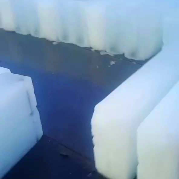 上海大冰塊降溫冰塊配送_上海冰塊網絡科技有限公司_上海食用冰塊配送