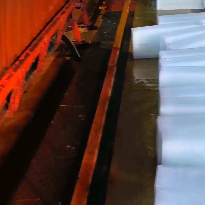 上海廠房車間夏日急需降溫?同城配送冰塊來助力