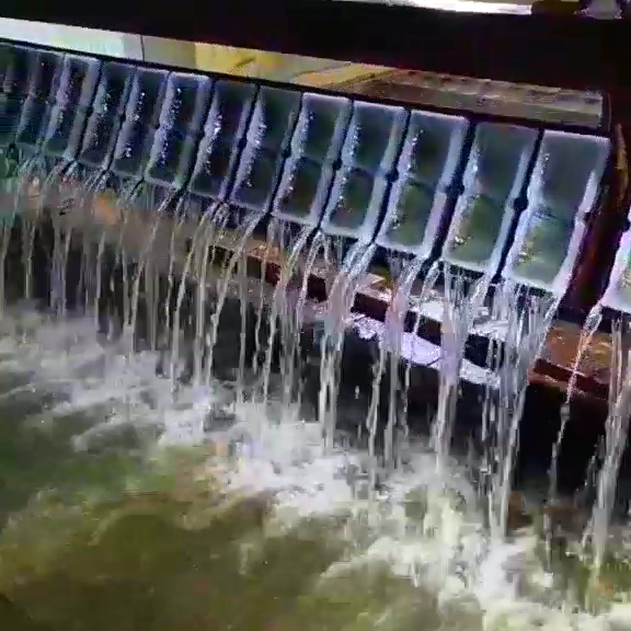 生活中食用冰塊用處多，掌握這些購買辦法超方便